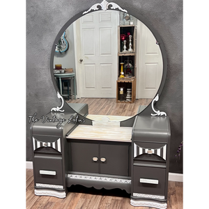 Beautiful Whimsical Vintage Vanity