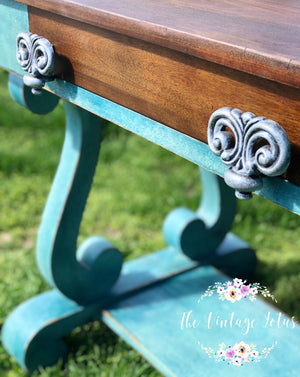 Vintage Empire Table
