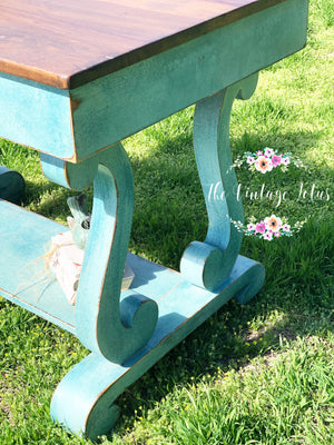 Vintage Empire Table